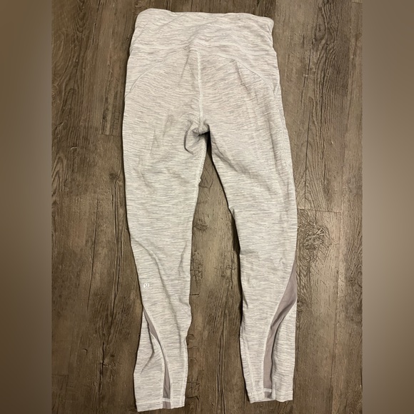 Lululemon capri tights - Picture 5 of 6